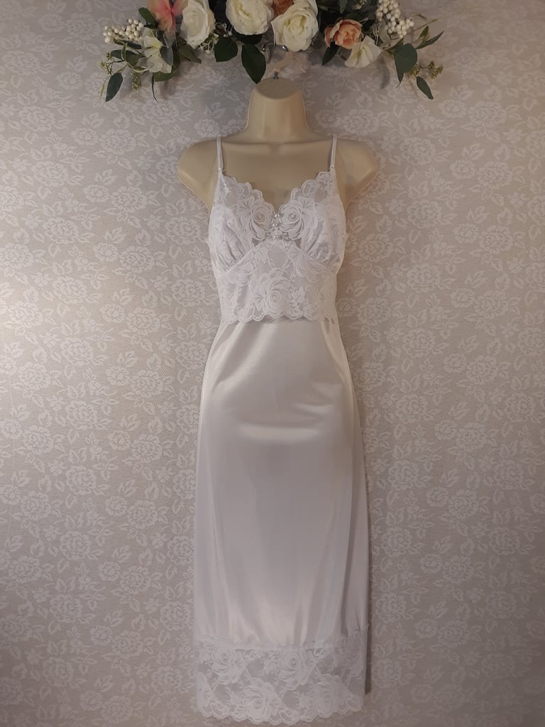 Tricot and lace slip, style # 10 Sizes 32"-38"