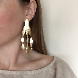 Image of XL duster earring