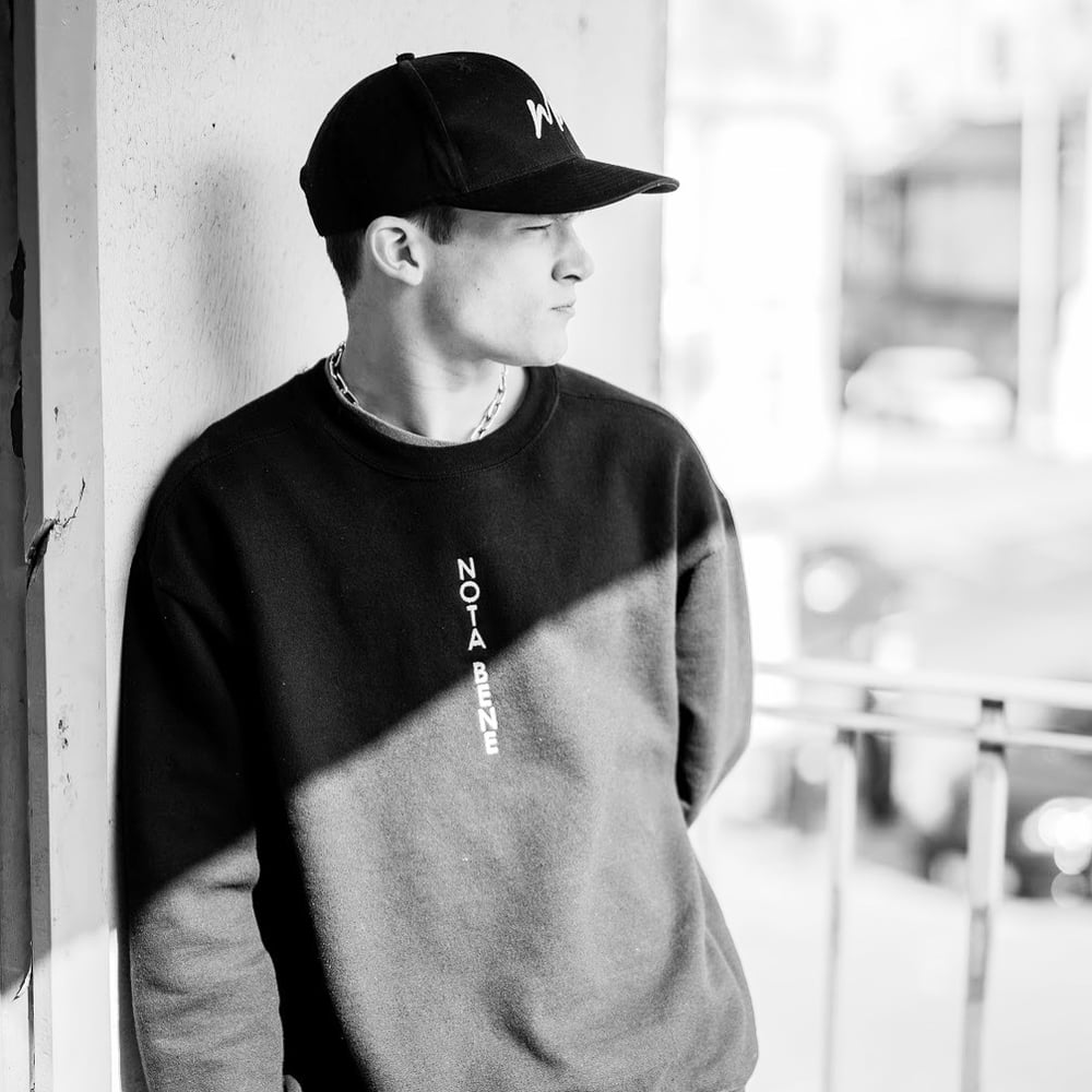 Image of nb. Classic Crew Neck