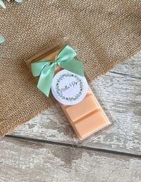 Tangerine and Cinnamon scented snap bar