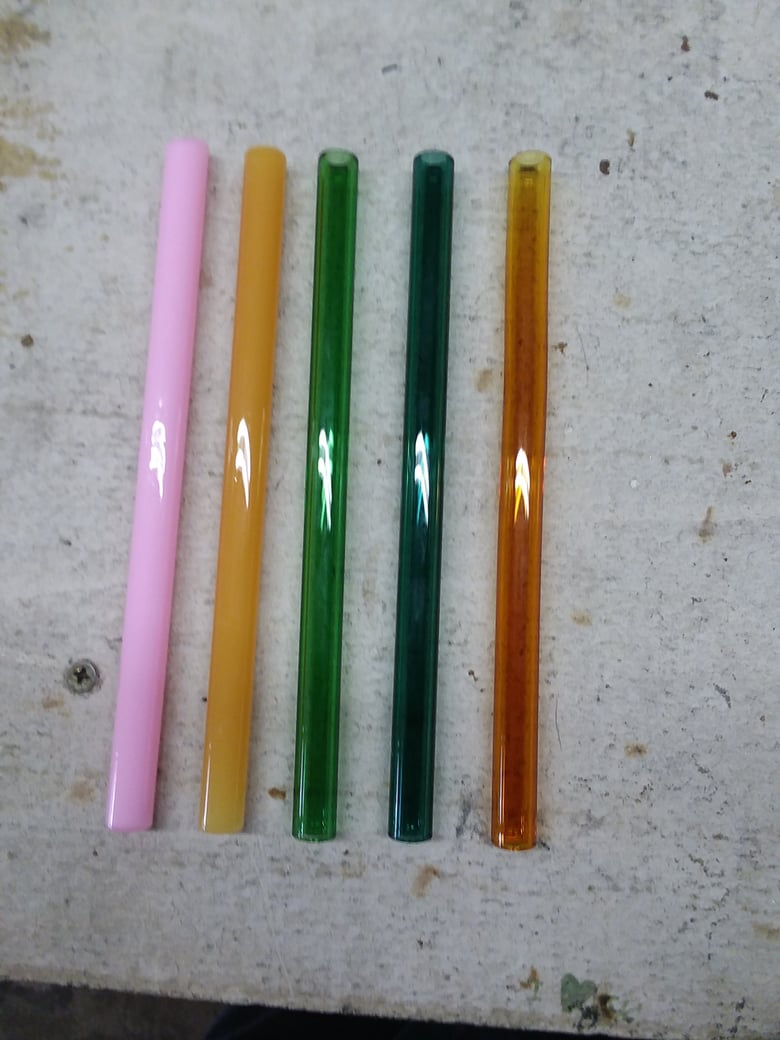 Image of 5 pack of reusable glass straw