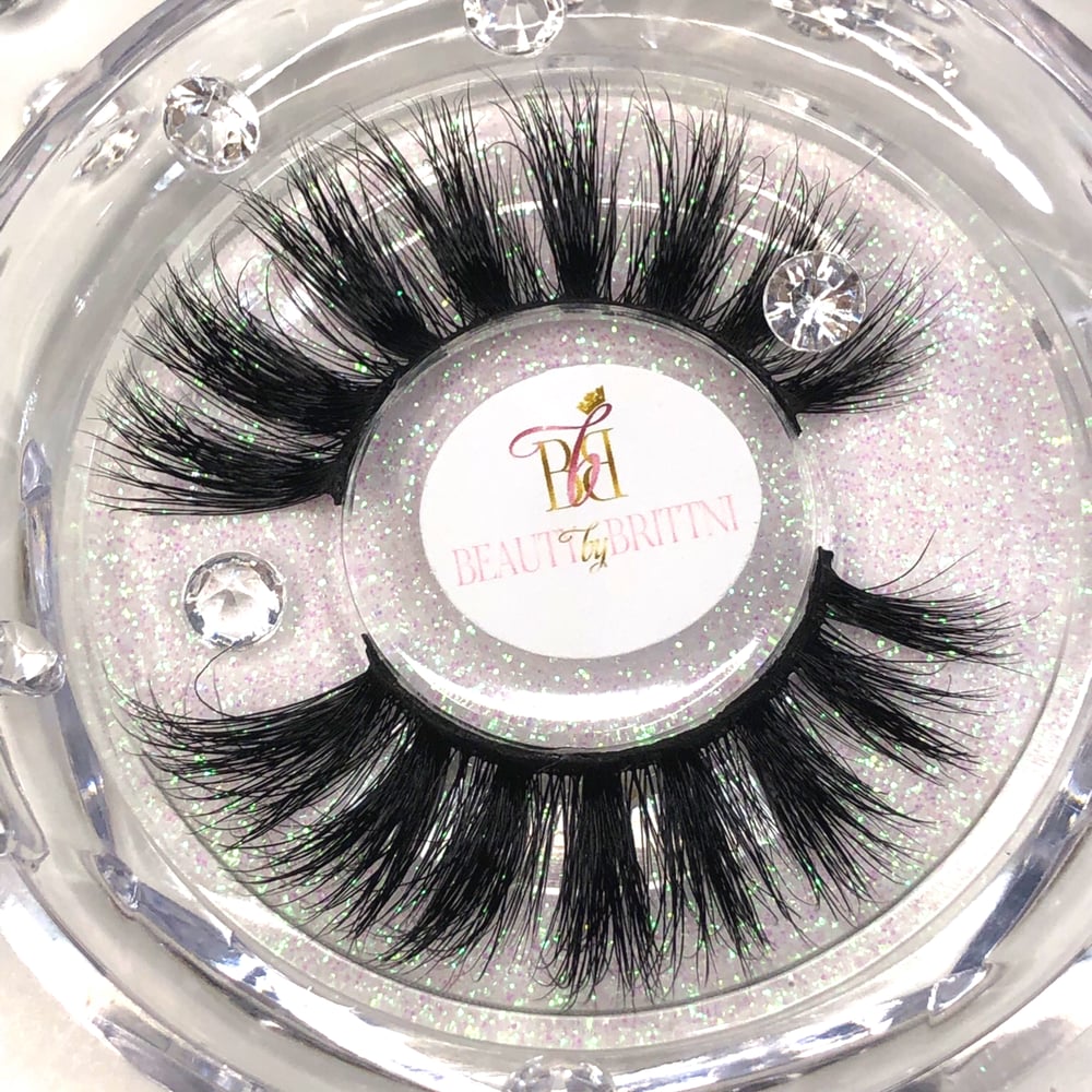 Image of Queen of the South Mink Lashes 