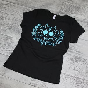 Image of Skull & Bones Crest Baby Rib Cap Sleeve T-Shirt