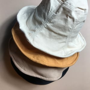 Image of Linen Sun Hat. (Navy) (was £22)