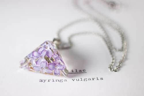 Image of Lilac (Syringa vulgaris) - Prism Necklace #2