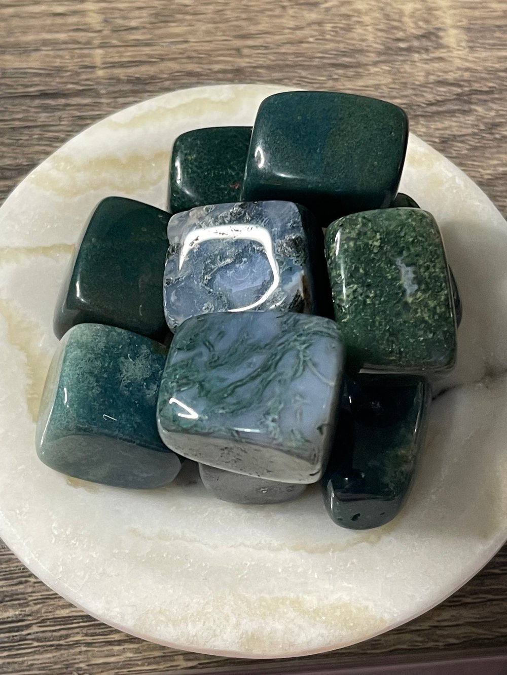 Image of Moss agate cubes