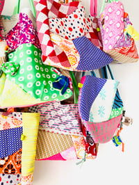 Image 7 of vintage double knit patchwork COURTNEYCOURTNEY vintage fabric tote bag mini charm totes