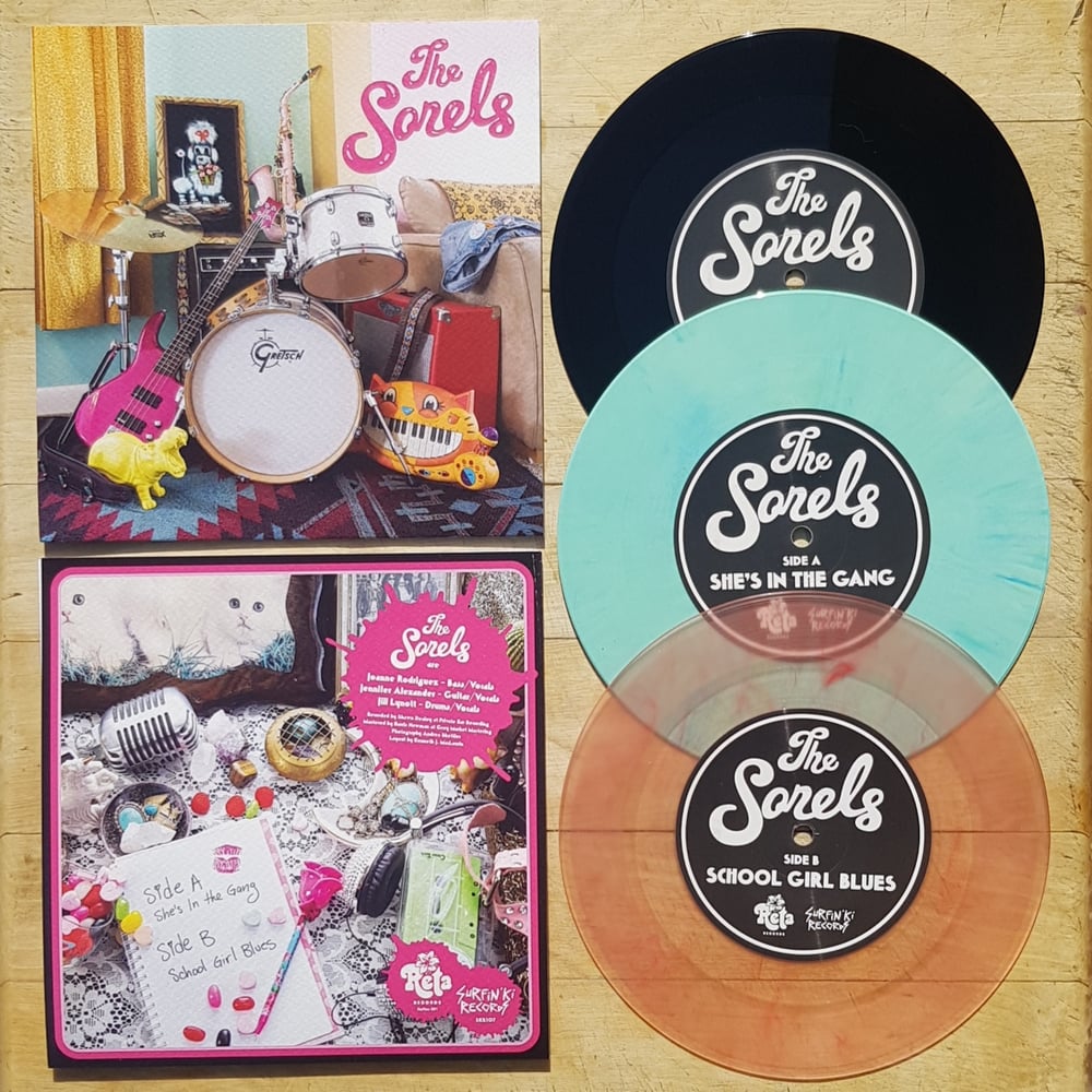 Image of NEW! THE SORELS "SHE'S IN THE GANG/SCHOOL GIRL BLUES" 7"