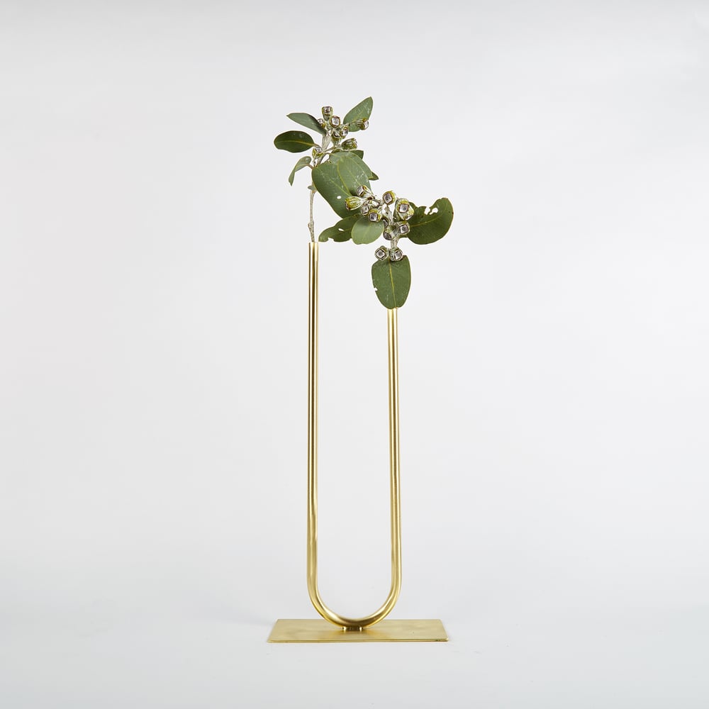 Image of Vase 00370 - Uneven U Vase