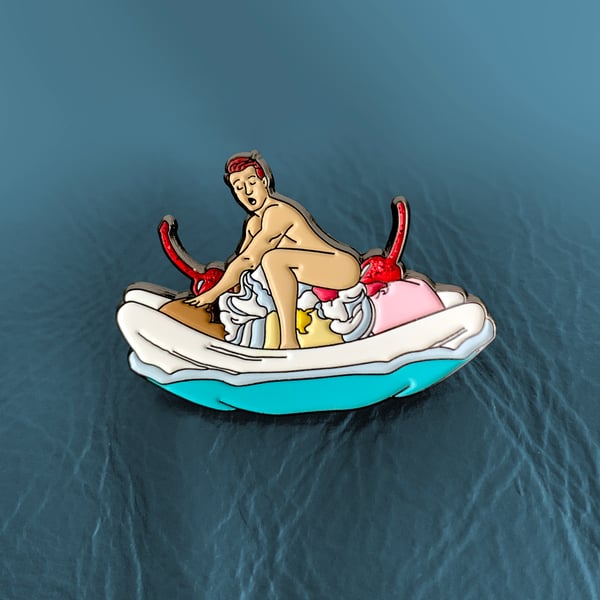Image of Glitter Pin - Banana Split