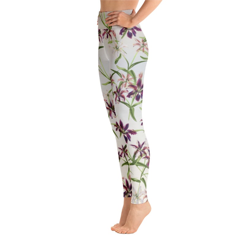 Lily Flower Yoga Pants | Haute Holly