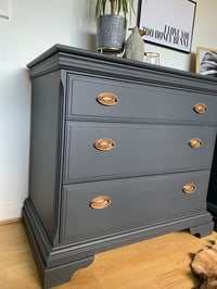 Image 5 of A pair of stag mahogany chest of drawers 