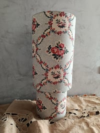 Image 4 of Lampe tube " Roseraie "