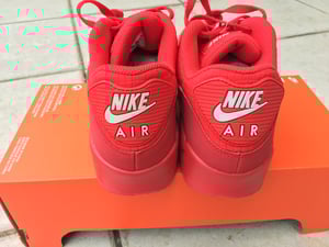 Image of Nike Air Max 90 Size 9 Men