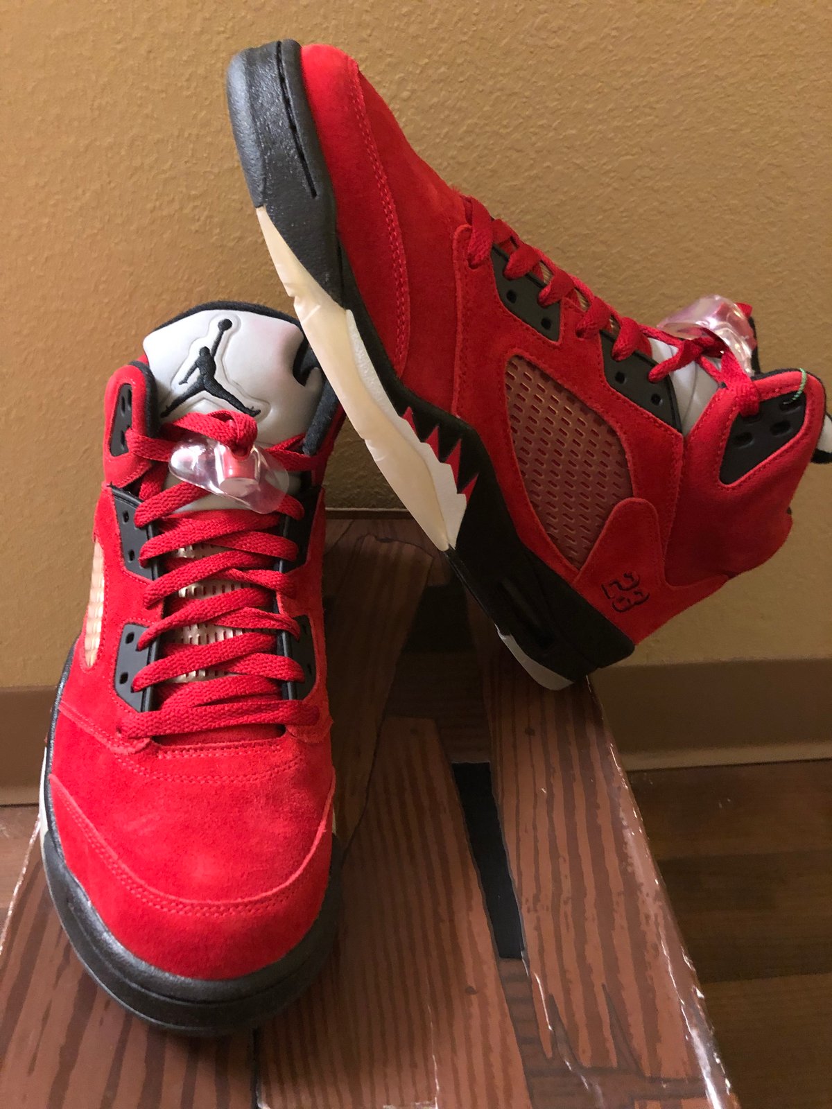 jordan retro v