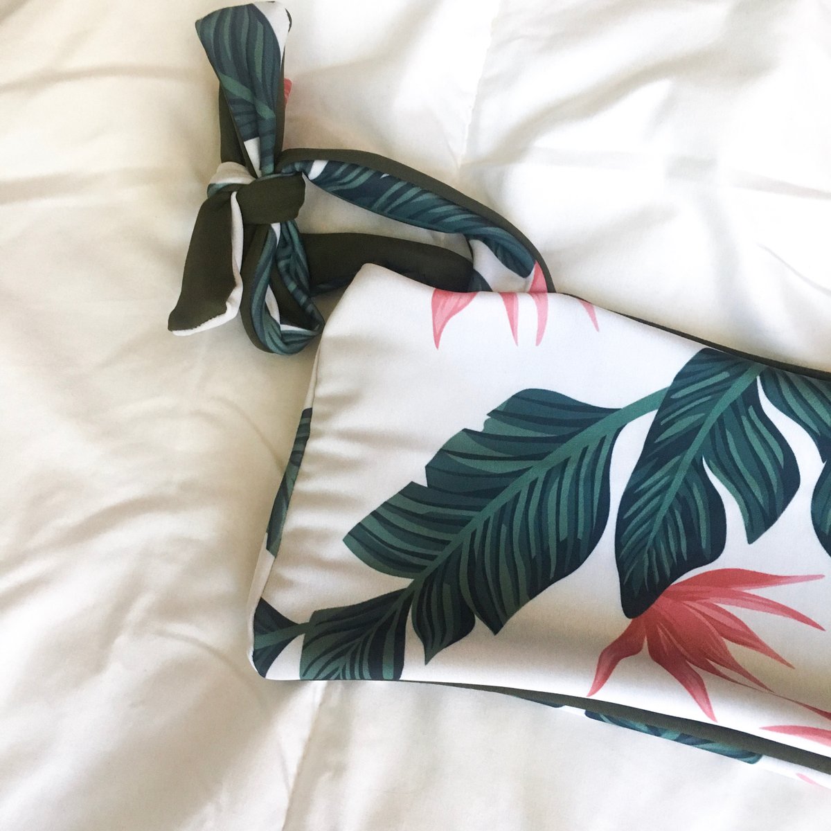Image of BB TOP : PACIFIC PARADISE X OLIVE