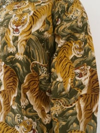 Image 2 of TIGERS (olive).