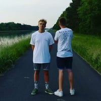 CD + Tee PACK
