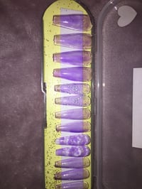 Purple gucci press on nails