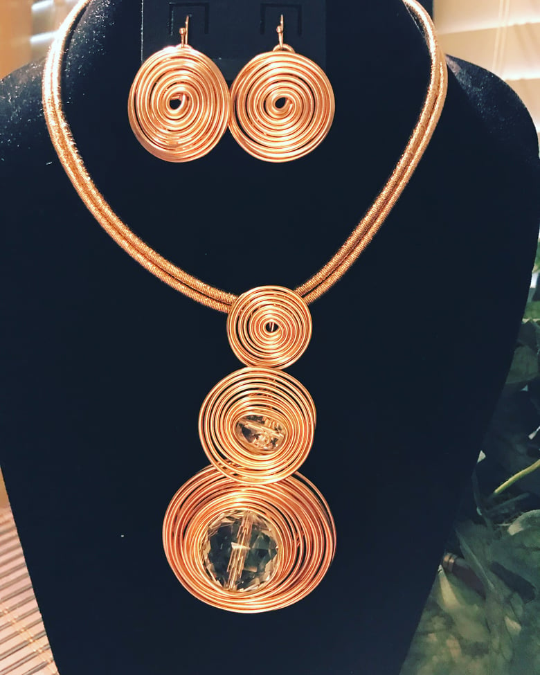 Image of Rose Gold Tri Circle Necklace And Earrings