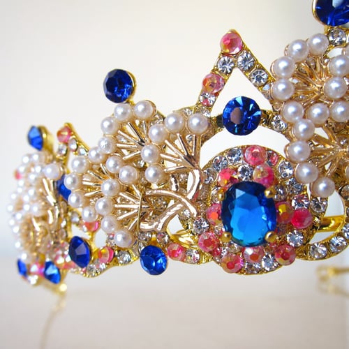 Image of Peacock Majesty tiara