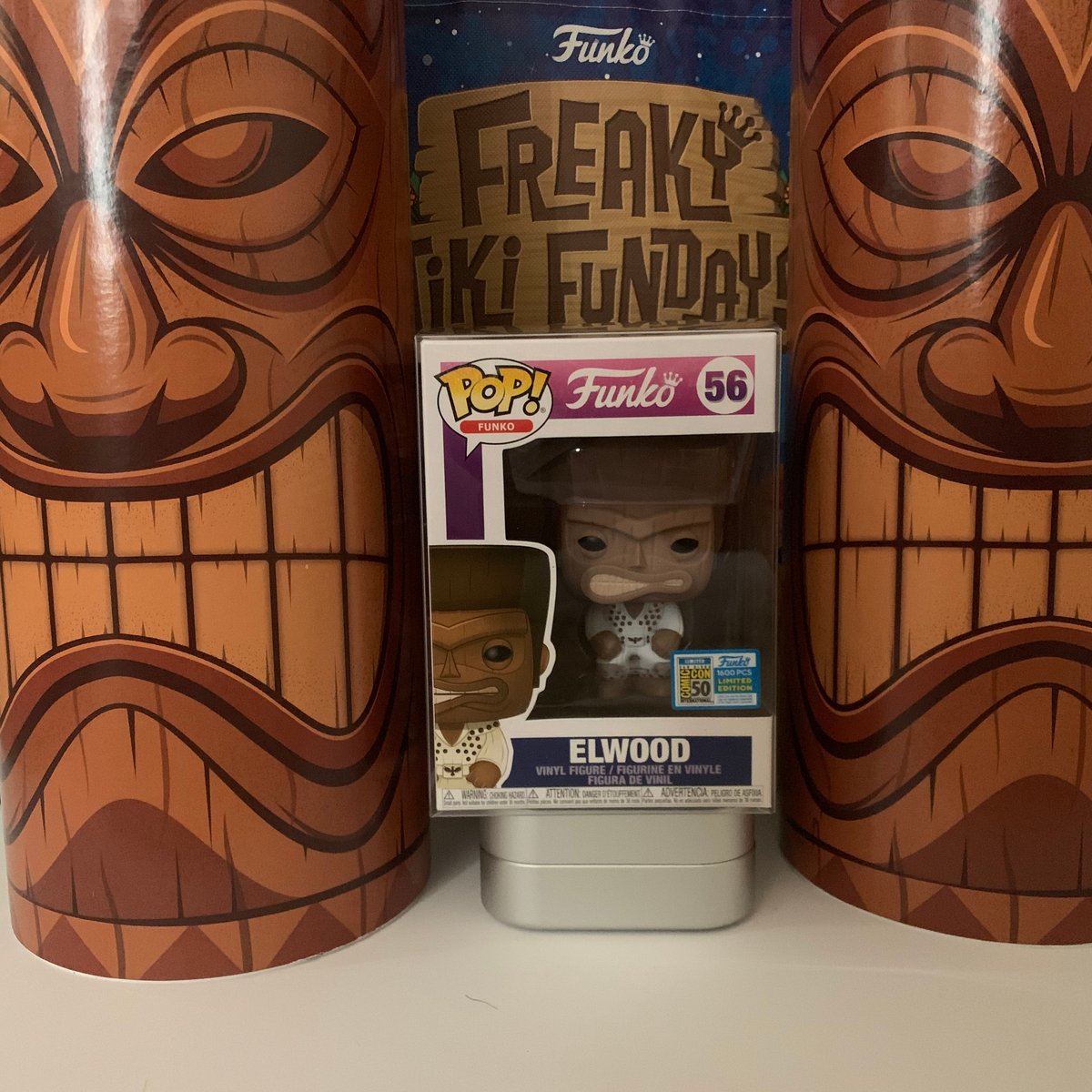 Funko Fundays 2019 Elwood LE1600 | martinmtz702