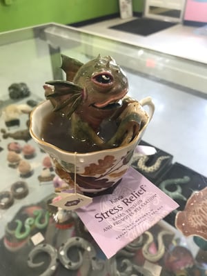 Image of Tea Cup Treasure Series Sly Salamander