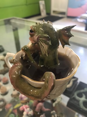 Image of Tea Cup Treasure Series Sly Salamander