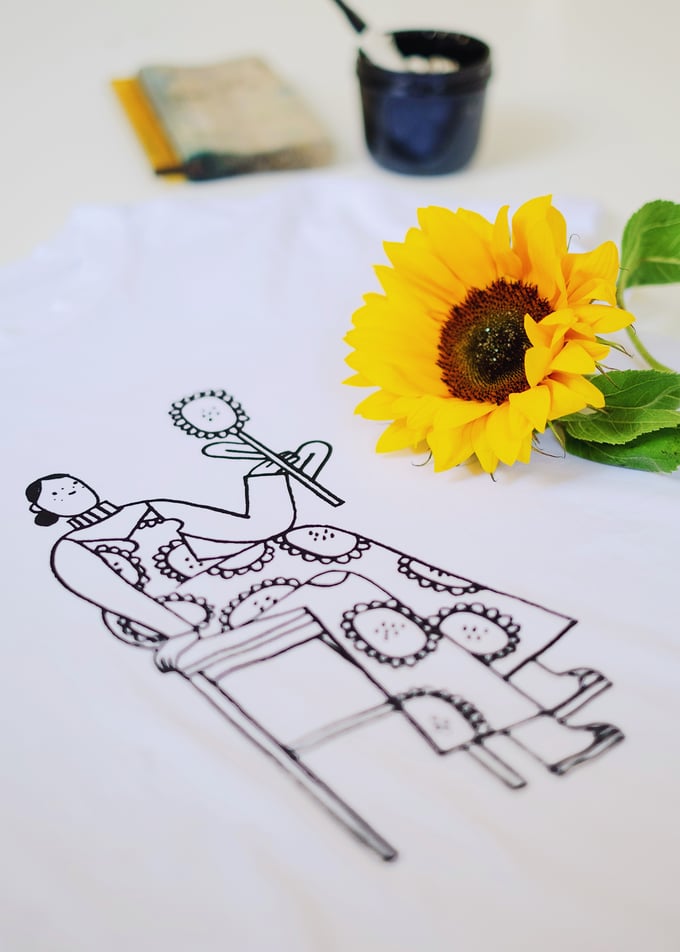 Image of Miss Sunny • T-Shirt 