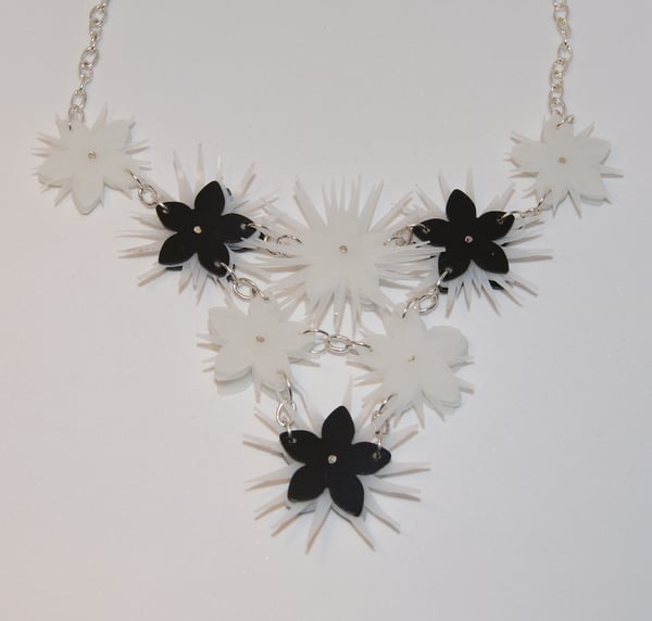 Image of Frond Flower collar necklace