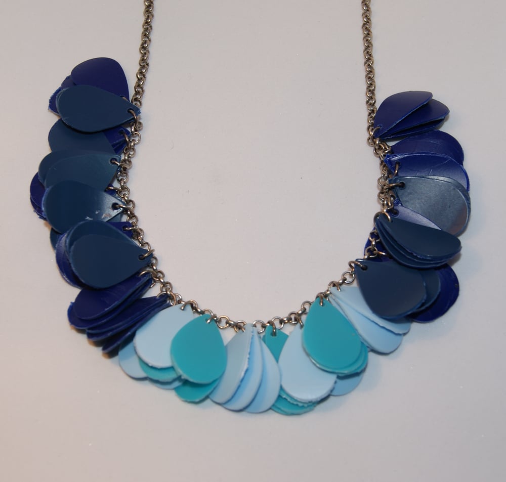 Image of Multi Teardrop Blue Necklace