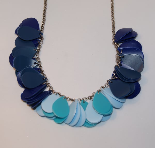 Image of Multi Teardrop Blue Necklace