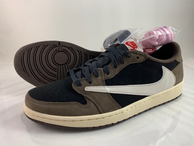 Image of Travis Scott x Air Jordan Retro I Low OG SP "Mocha" CQ4277-001