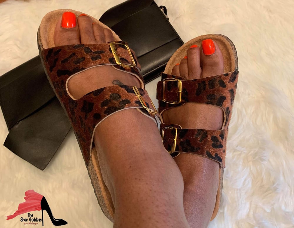 "Luckie" Leopard buckle slides 