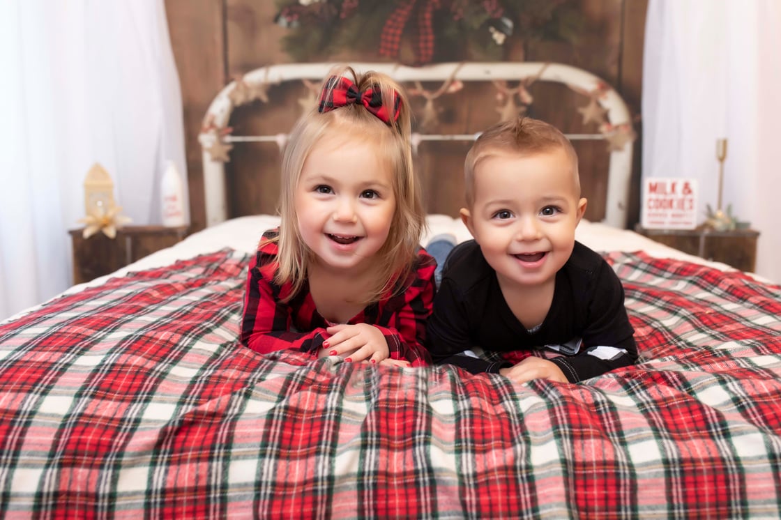 Image of HOLIDAY MINI SESSION 2021