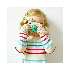 Image of WOODEN CAMERA