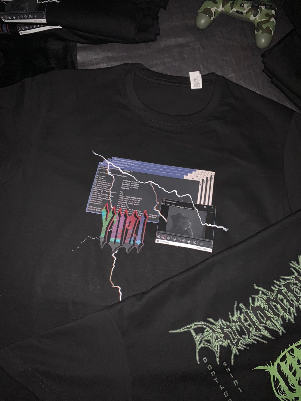 Image of T-Shirt 