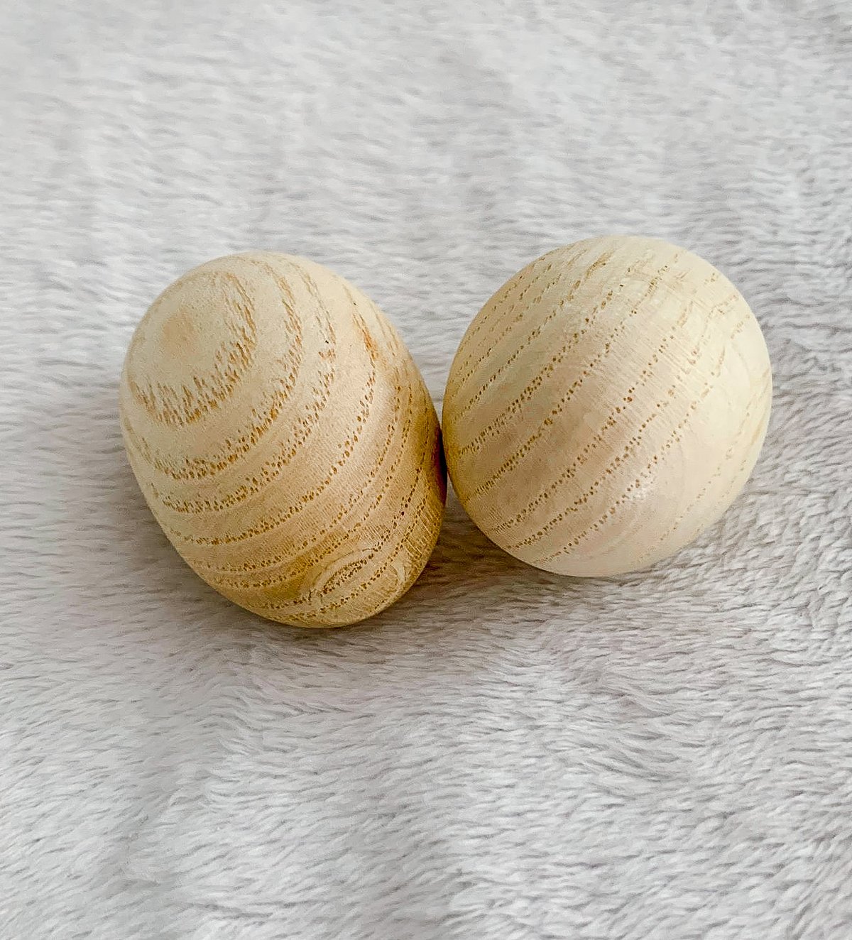 Image of 2x Wooden Egg Shakers