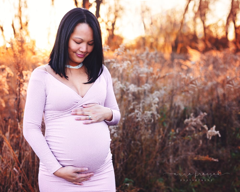 Image of MATERNITY SESSION. BOOKING FEE