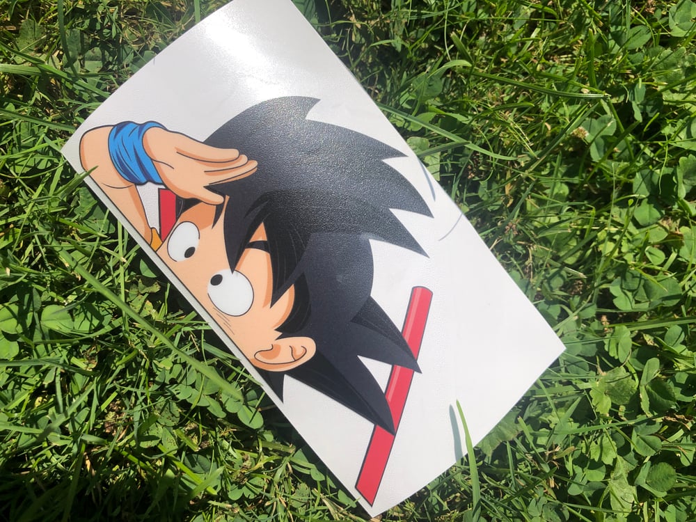 Image of Kid Goku Peeker