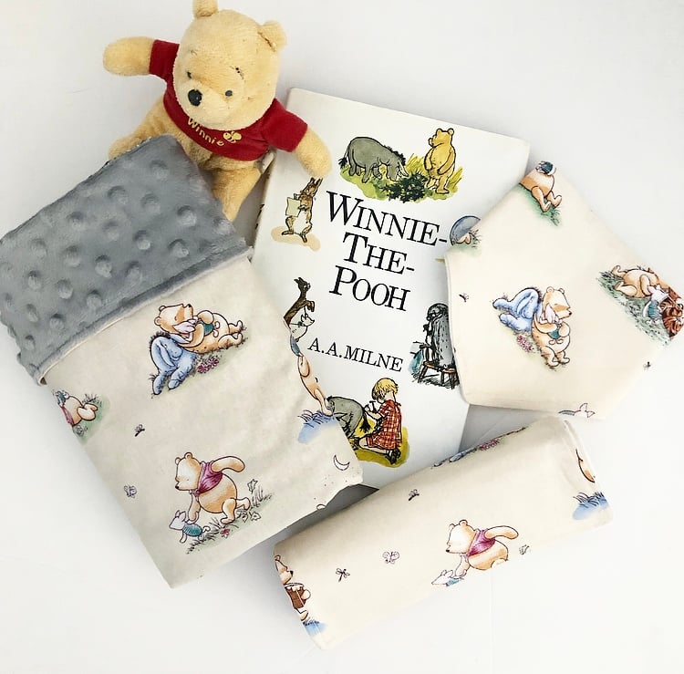 WINNIE THE POOH - Baby Gift Set / Two 
