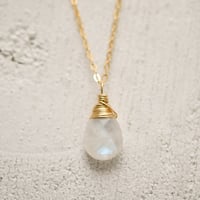 Image 5 of Rainbow moonstone necklace solitaire