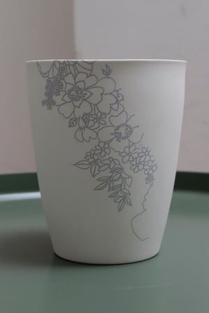 Image of vase 'flowers'