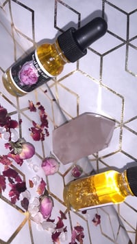 Image 5 of Royal Rose Gold Face Oil ✨🥀