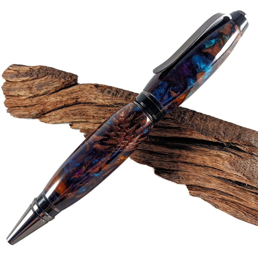 Image of Pinecone & Resin Hybrid Cigar Pen