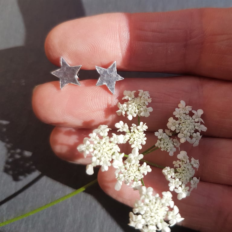 Little Silver Hammered Star Earrings Image 2