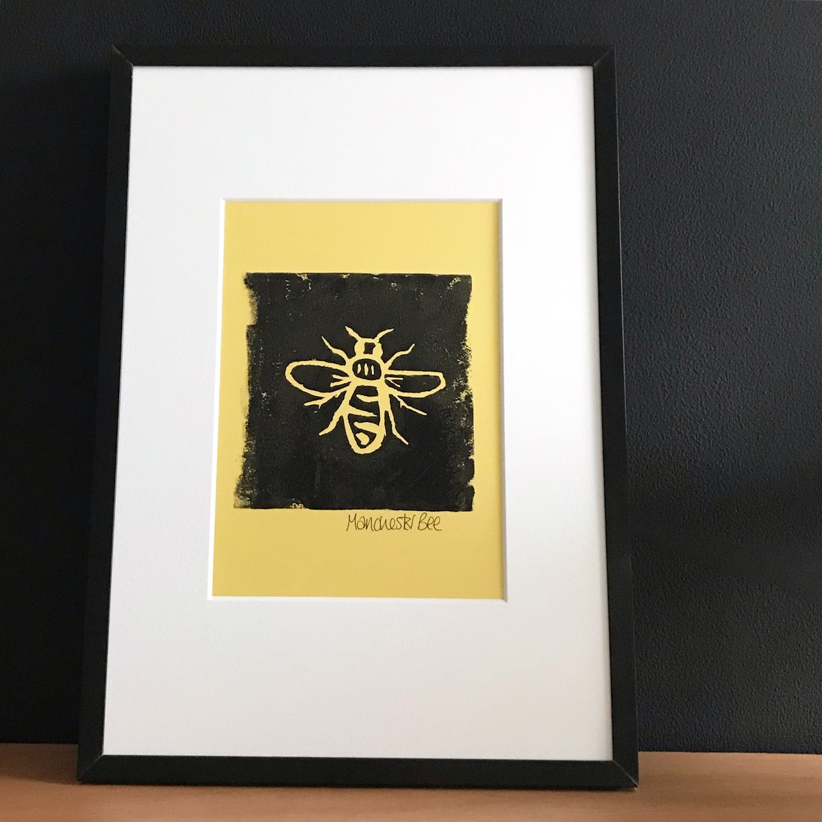 Image of Manchester Bee Lino Print - Framed