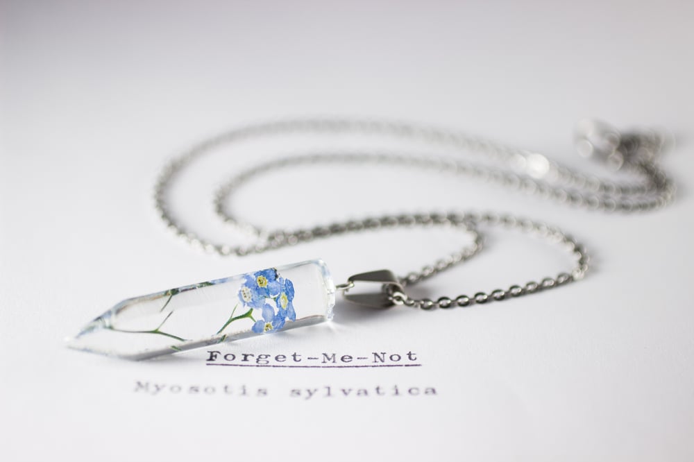 Image of Forget-Me-Not (Myosotis sylvatica) - Small Crystalline Necklace #2