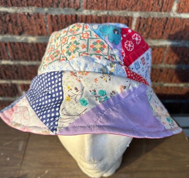 “Fleur De Lis” Quilt Bucket Hat, 23.25”