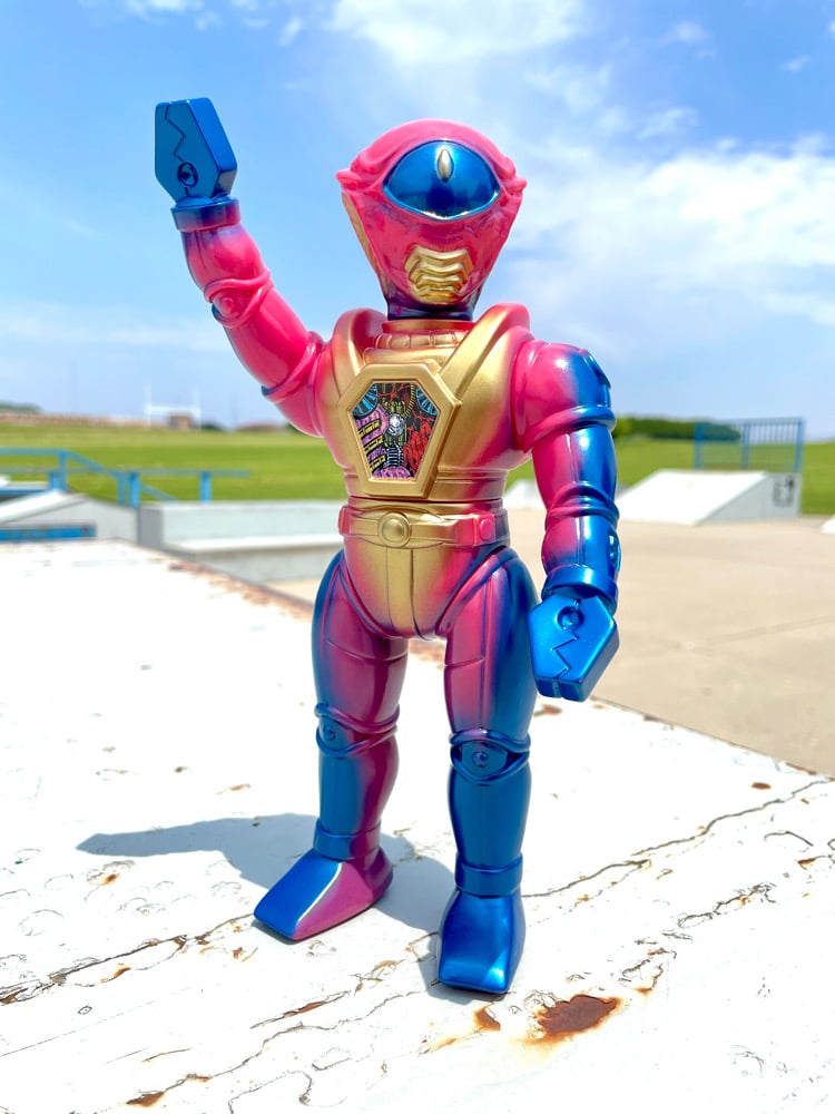 Image of 1/1 SkullRizer Cyclyptor "Thermal Vision" Sofubi